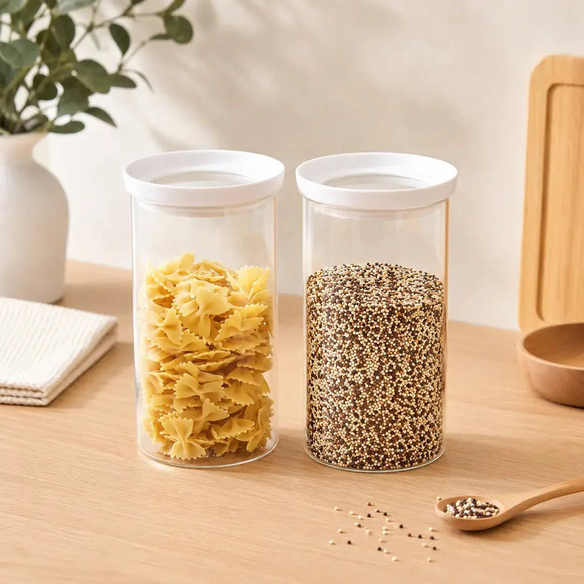 Glass vs Plastic Food Storage: Which to Choose (UK Guide) - Luma & Home