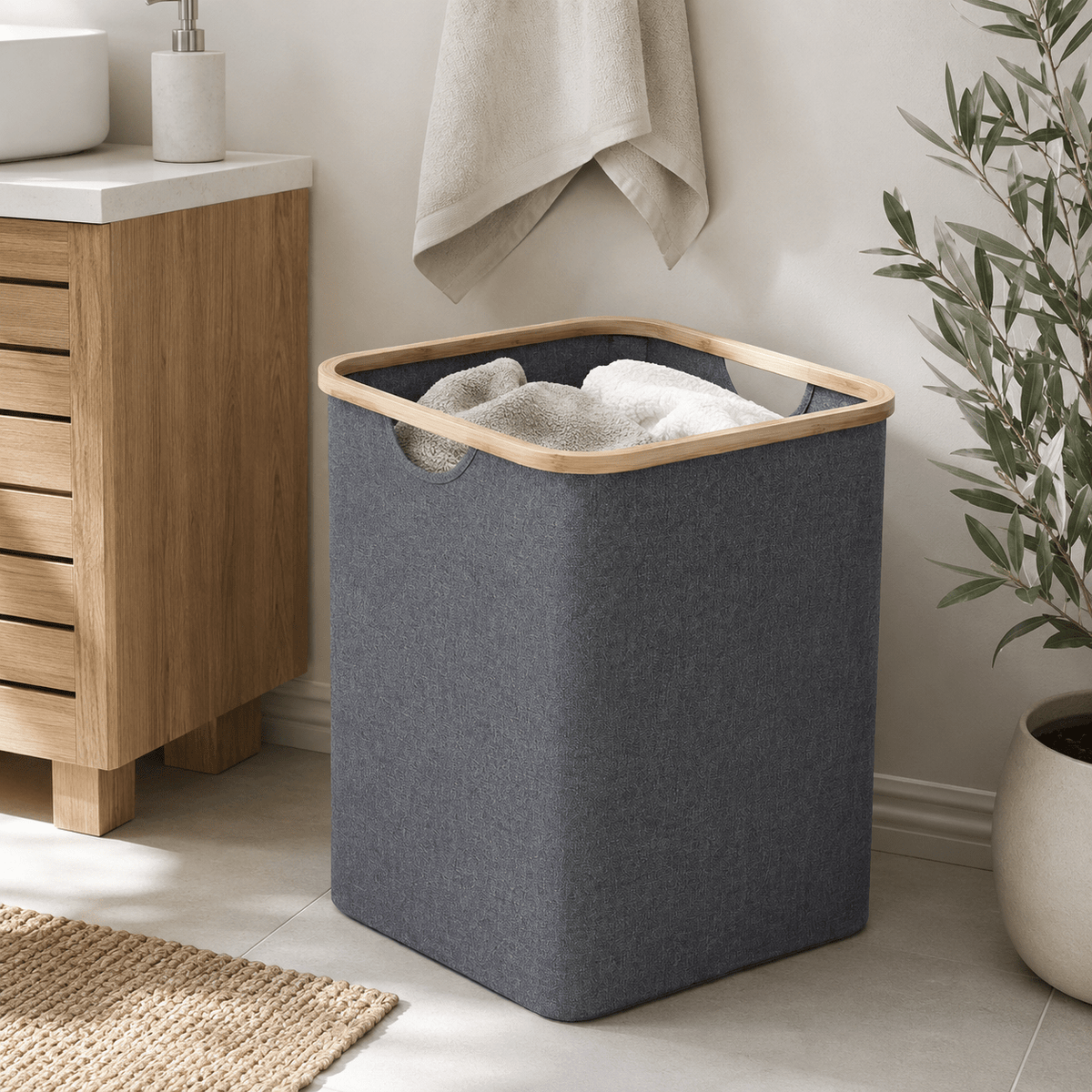 Linen / Laundry Basket with Lid – view 3